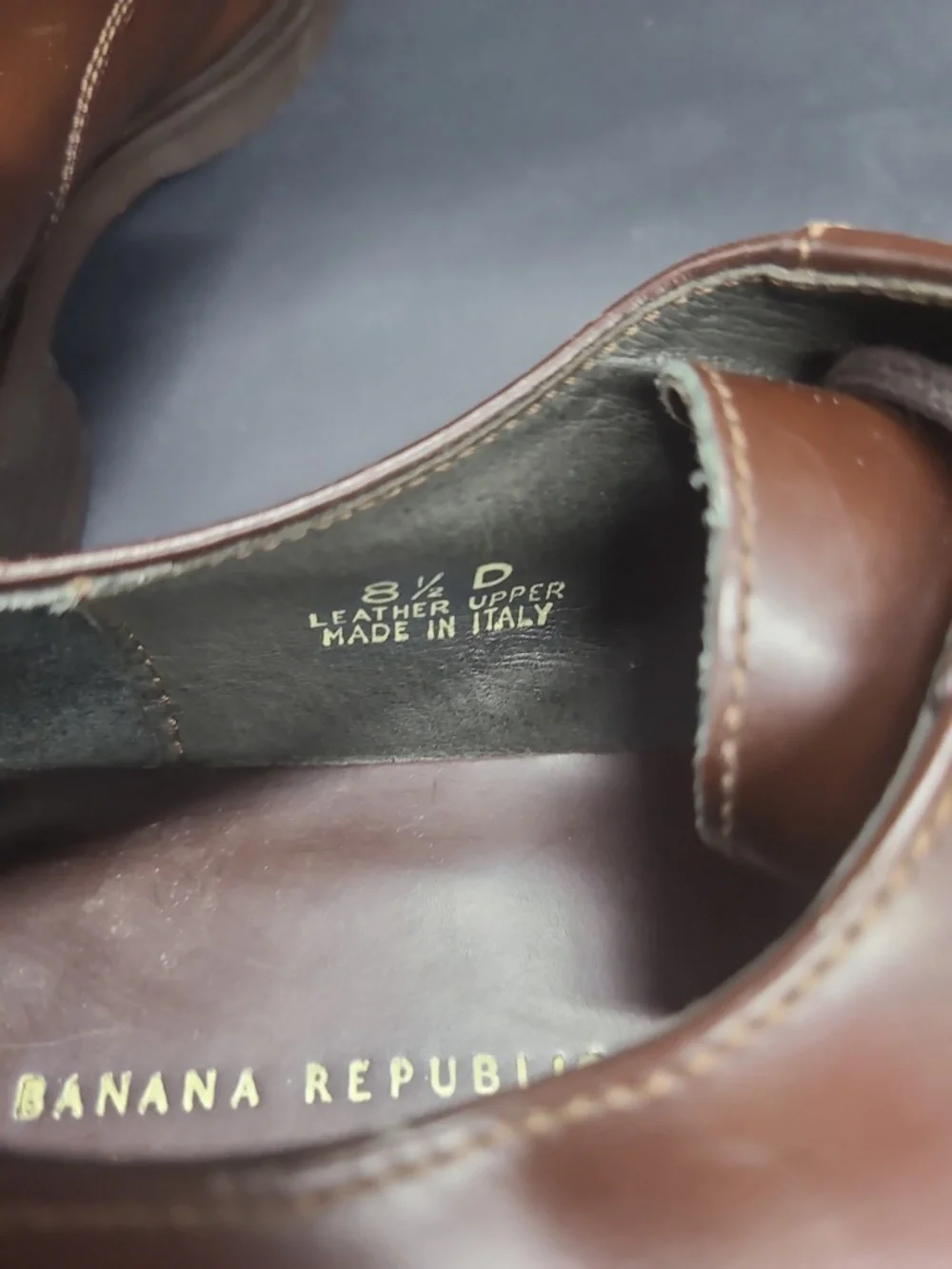 Banana Republic made italy